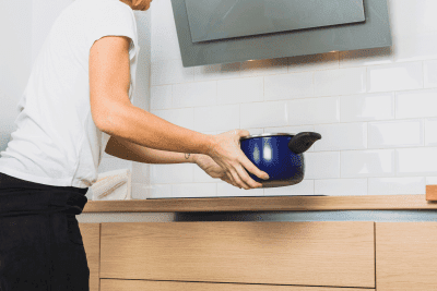 انتخاب بهترین صفحه کابینت ضد آب برای آشپزخانه